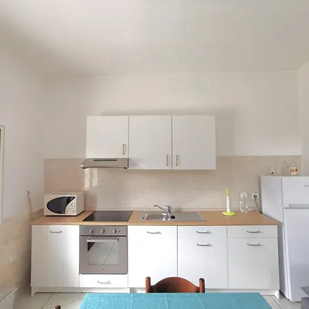 Capu Cilona Holiday home
