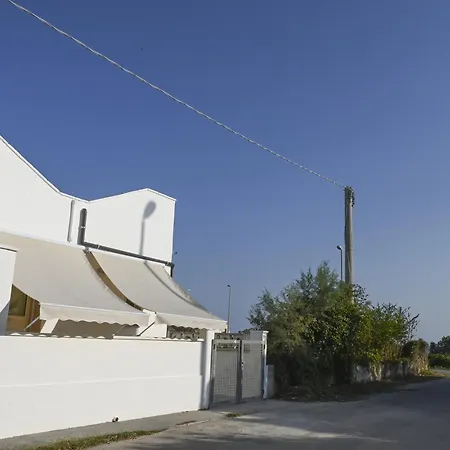 Capu Cilona Holiday home Torre Colimena
